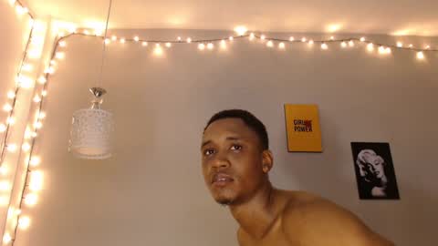 Snapshot of kimandyuk chatting on December 13, 1:37 am Kim  Yuk online show from December 13, 1:37 am