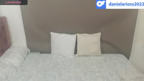 Snapshot of kimberjamesxx chatting on December 25, 4:33 am DANIELA online show from December 25, 4:33 am