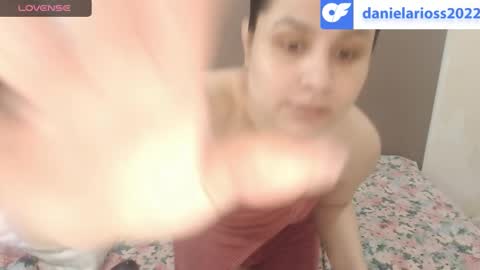 Snapshot of kimberjamesxx chatting on January 2, 3:05 am DANIELA online show from January 2, 3:05 am