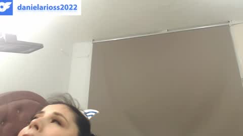 Snapshot of kimberjamesxx chatting on February 15, 6:23 am DANIELA online show from February 15, 6:23 am