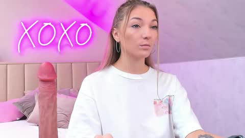 Snapshot of kimberlly_smith chatting on October 9, 1:47 am kimberlly_smith online show from October 9, 1:47 am