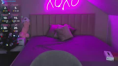 kimberlly_smith online show from December 21, 12:18 am