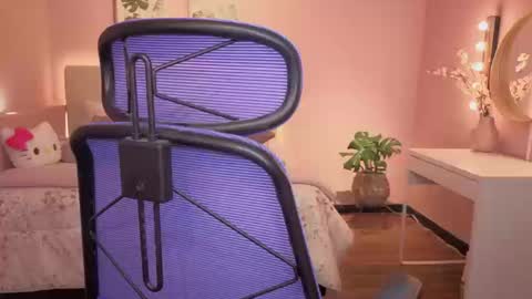 Snapshot of kimberly_clars chatting on September 24, 12:25 am Kimberly 1200-1900 GMT-5 online show from September 24, 12:25 am