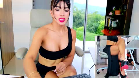 Snapshot of kimberly_hot2 chatting on March 3, 9:21 pm Melissa online show from March 3, 9:21 pm