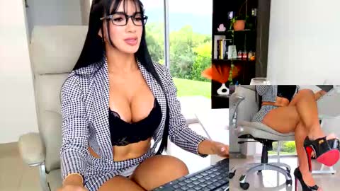 Snapshot of kimberly_hot2 chatting on March 18, 7:39 pm Melissa online show from March 18, 7:39 pm