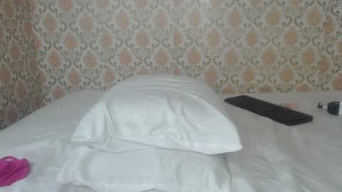 Kimberly online show from January 14, 2:40 am