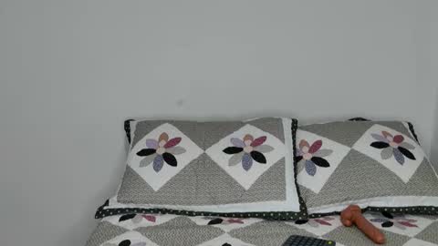 kim online show from March 31, 1:51 am