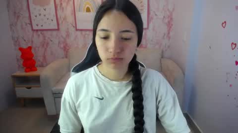 Snapshot of kimberly_thomson_t chatting on September 20, 10:38 am kimberly online show from September 20, 10:38 am