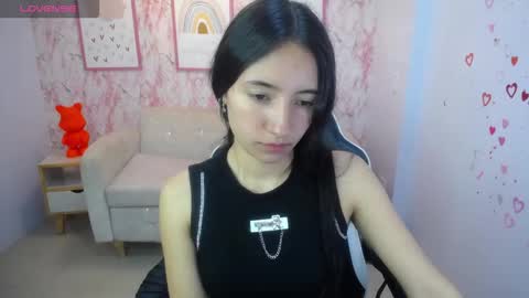 Snapshot of kimberly_thomson_t chatting on October 29, 10:39 am kimberly online show from October 29, 10:39 am