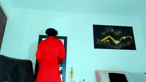 Kimberly Banks online show from February 23, 10:01 am