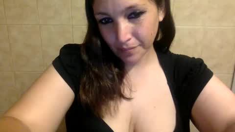 KimberlyLynn online show from May 8, 10:09 am