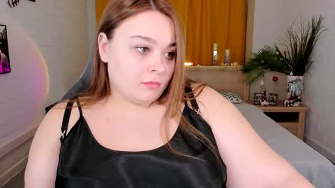 Snapshot of kimberlymaran chatting on January 7, 9:07 am The one that you wont be able to forget online show from January 7, 9:07 am