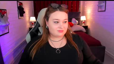 Snapshot of kimberlymaran chatting on March 12, 9:02 am The one that you wont be able to forget online show from March 12, 9:02 am