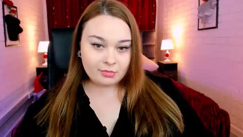 Snapshot of kimberlymaran chatting on November 24, 4:29 pm The one that you wont be able to forget online show from November 24, 4:29 pm