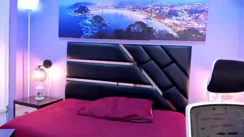 Kimberly Villalobos online show from March 19, 11:36 am