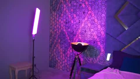 Snapshot of kimberlyworld chatting on March 24, 2:11 pm Kim online show from March 24, 2:11 pm