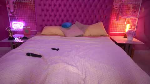 Snapshot of kimberlyworld chatting on March 29, 6:19 pm Kim online show from March 29, 6:19 pm