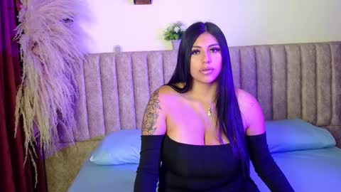 kimbooker online show from February 19, 8:05 pm