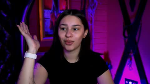 kimclarks online show from December 4, 9:18 am