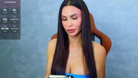 KIm online show from October 15, 4:01 am