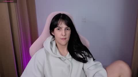 Kim 3 online show from October 2, 4:52 am