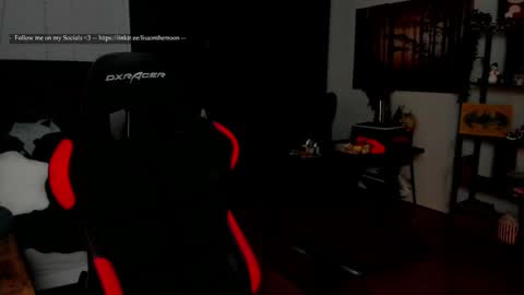 Wolfs Girl online show from January 6, 8:12 pm