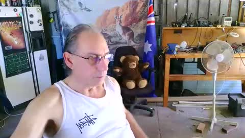 kimintheshed online show from March 2, 4:25 am