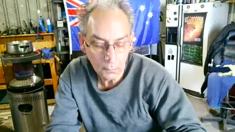 kimintheshed online show from July 18, 1:32 am