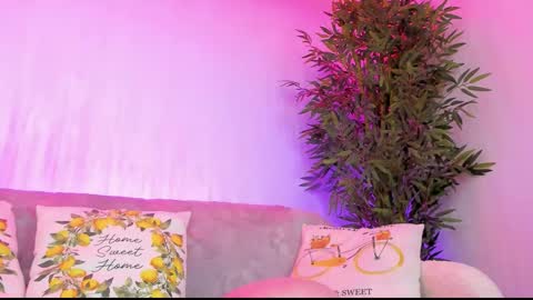 Natalie online show from September 30, 7:30 pm