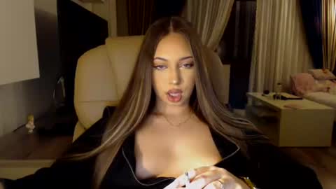 Snapshot of kimlee4 chatting on February 20, 5:18 pm Kim Lee online show from February 20, 5:18 pm