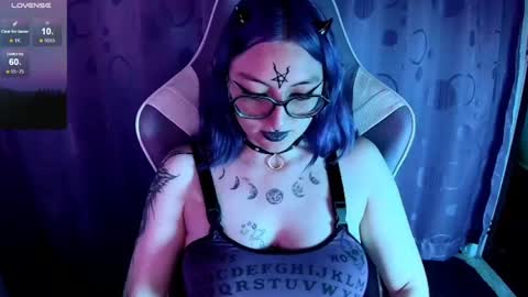   online show from September 26, 1:26 pm