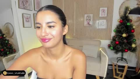Snapshot of kimm_khalifa chatting on December 21, 8:21 pm Kim online show from December 21, 8:21 pm