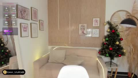Snapshot of kimm_khalifa chatting on December 24, 8:55 am Kim online show from December 24, 8:55 am