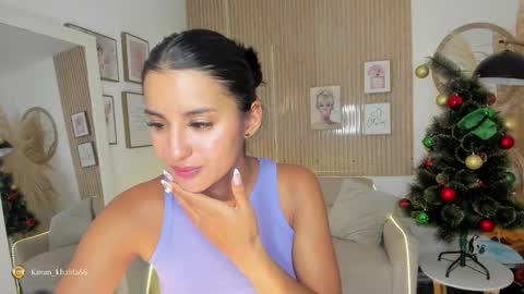 Snapshot of kimm_khalifa chatting on January 9, 6:38 am Kim online show from January 9, 6:38 am
