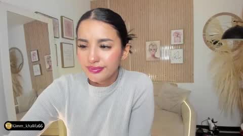 Snapshot of kimm_khalifa chatting on January 18, 7:37 pm Kim online show from January 18, 7:37 pm