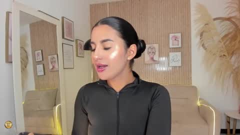Snapshot of kimm_khalifa chatting on February 2, 5:04 pm Kim online show from February 2, 5:04 pm
