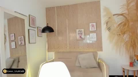 Snapshot of kimm_khalifa chatting on February 3, 9:18 pm Kim online show from February 3, 9:18 pm