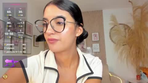 Snapshot of kimm_khalifa chatting on February 11, 4:01 am Kim online show from February 11, 4:01 am
