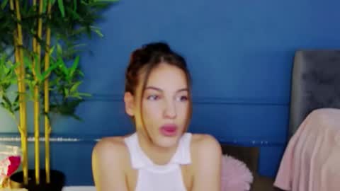 Snapshot of kimmdaviss chatting on March 4, 8:09 am kimmdaviss online show from March 4, 8:09 am