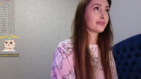 Kimmie online show from October 20, 6:08 pm