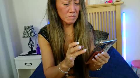 Kimmi Taylor online show from October 31, 8:54 pm