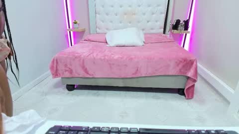 Kim online show from October 28, 12:52 pm