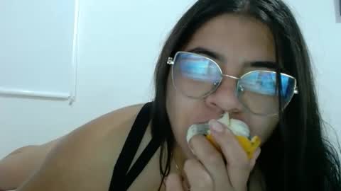 Kimmy online show from November 7, 3:23 pm