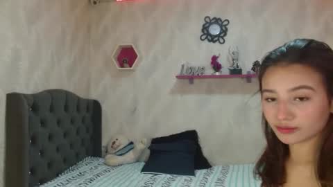 kimty online show from September 10, 11:27 pm