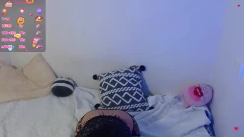 Snapshot of kimwi1 chatting on November 20, 5:56 pm kimm online show from November 20, 5:56 pm