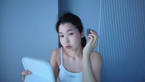 Kimi online show from April 26, 3:37 am