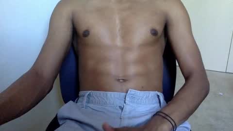 Snapshot of kinda_horny_right_now chatting on December 9, 5:07 am Isaac online show from December 9, 5:07 am