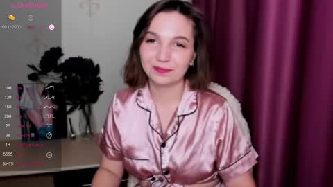 Snapshot of kindhazelhere_ chatting on February 14, 12:36 pm Hazel online show from February 14, 12:36 pm