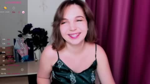 Snapshot of kindhazelhere_ chatting on February 18, 6:59 am Hazel online show from February 18, 6:59 am