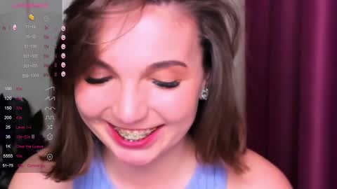 Snapshot of kindhazelhere_ chatting on March 9, 10:08 pm Hazel online show from March 9, 10:08 pm